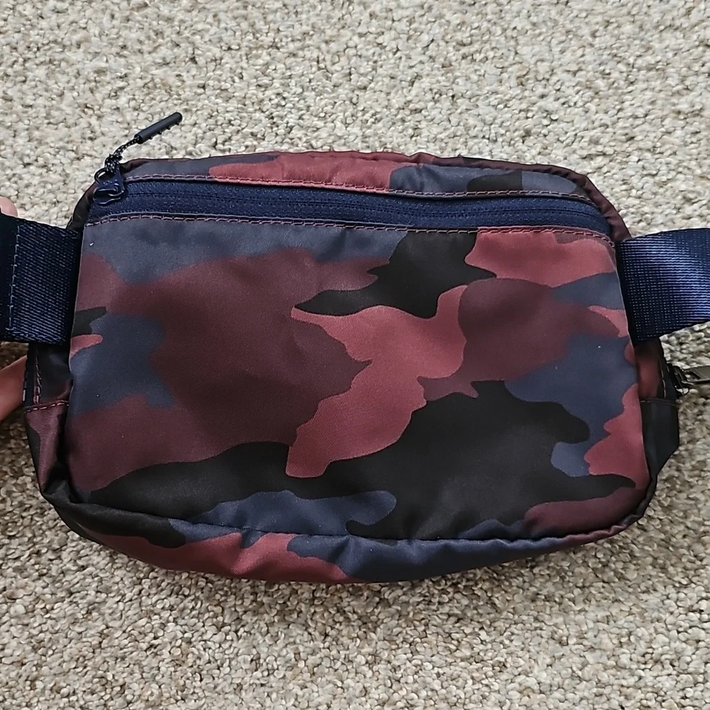 Lululemon everyday bag 1L - Picture 8 of 8